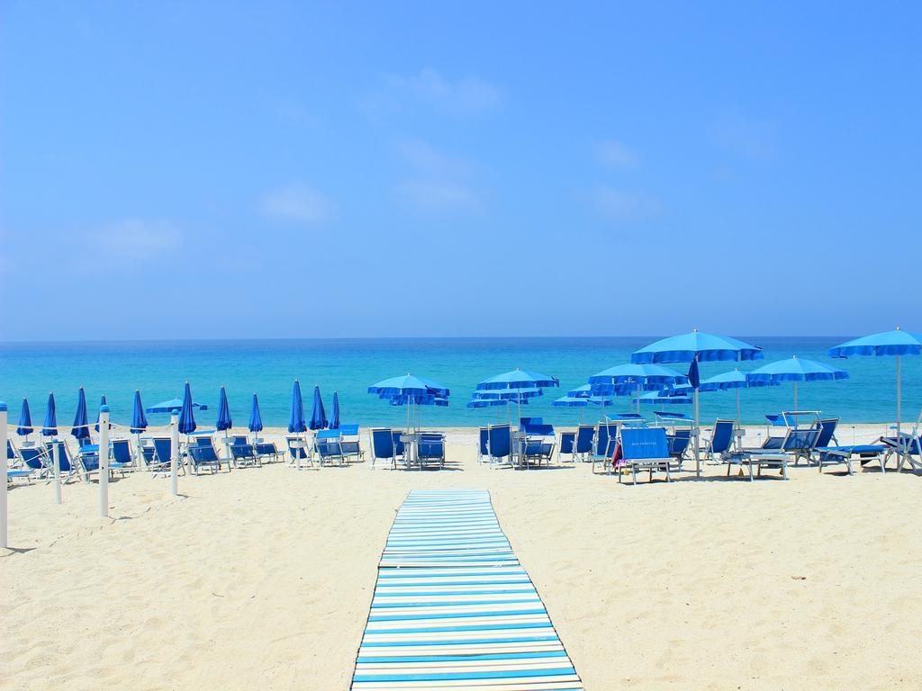 Blu Tropical Resort Zambrone Exteriér fotografie